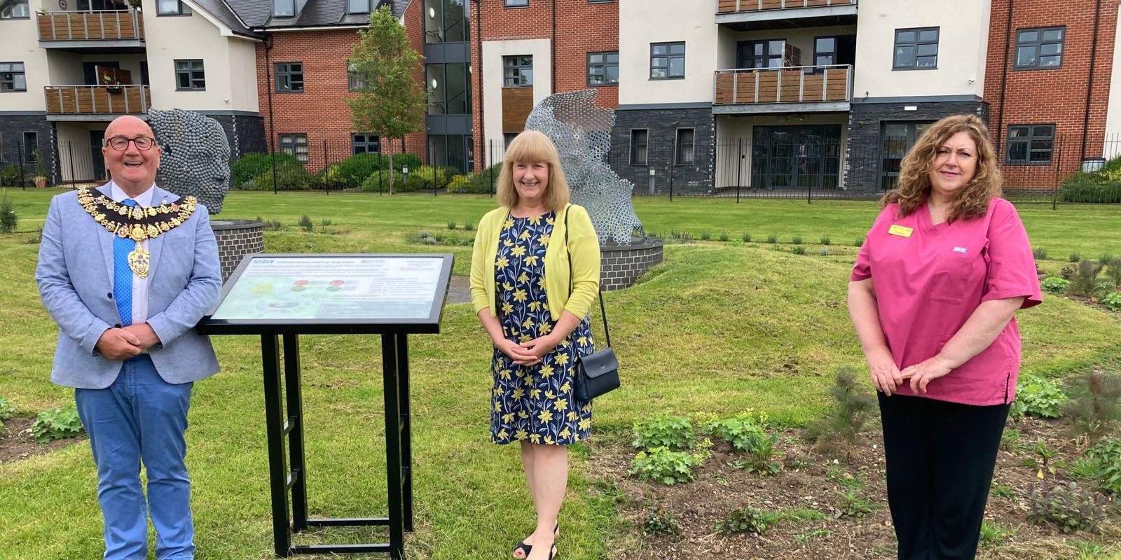 Mayor Of Newbury, Eileen Henderson, Inpatients Manager And Christine Stockwell, Patient Liaison